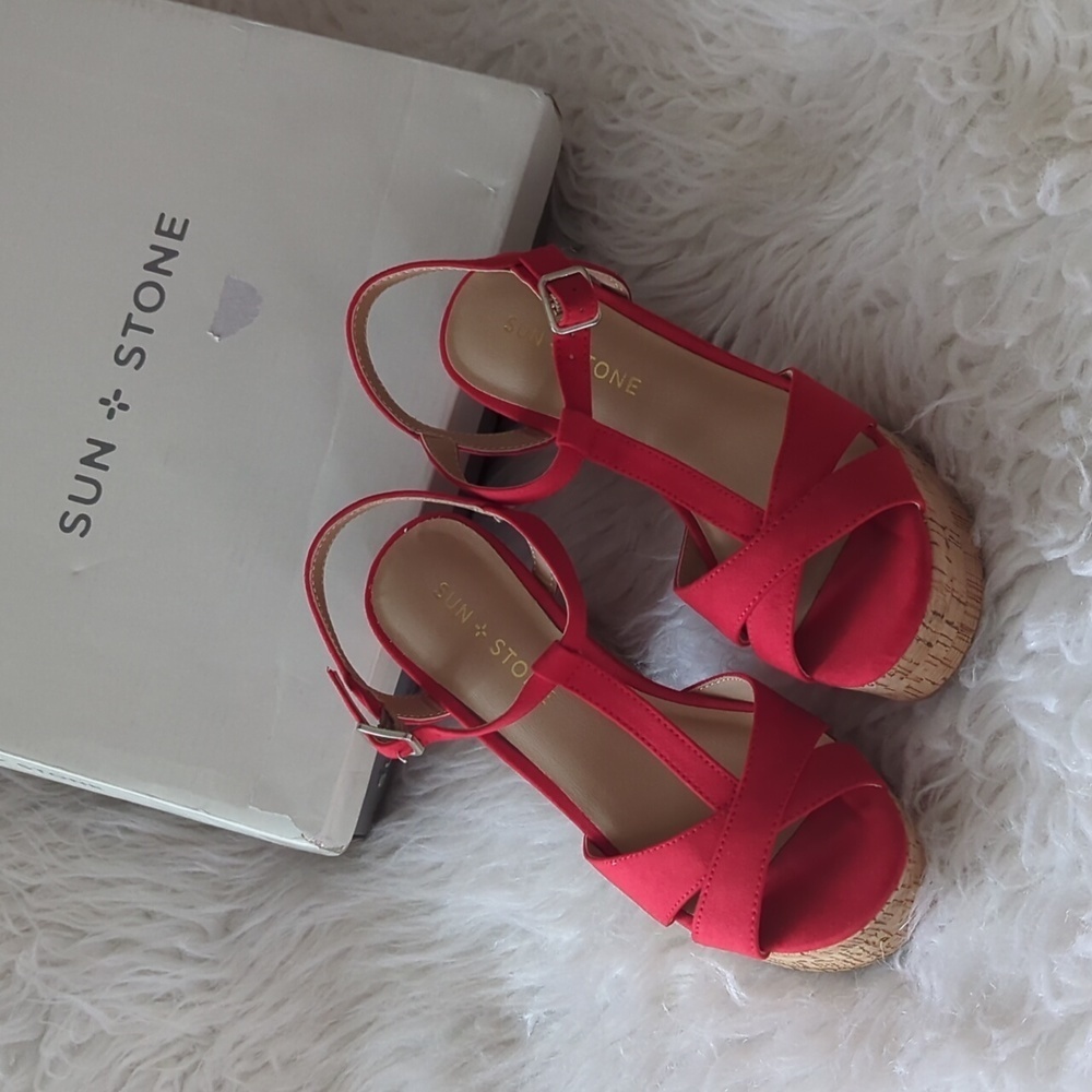 Sun + Stone Jillien Red Platform Slingback Sandals - Picture 5 of 5